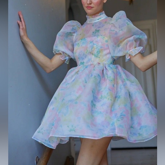 Selkie Royal Puff Dress in Pastel Sweetcorn size M - Picture 1 of 17